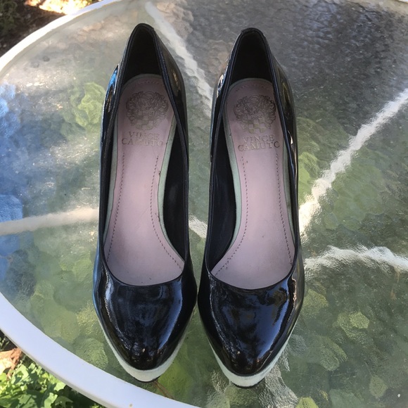 Vince Camuto color block, patent leather heels - Picture 3 of 8